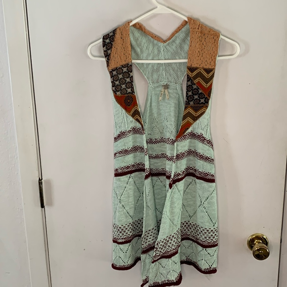 Gimmicks by BKE aqua brown open knit vest with patchwork & lace Size Small